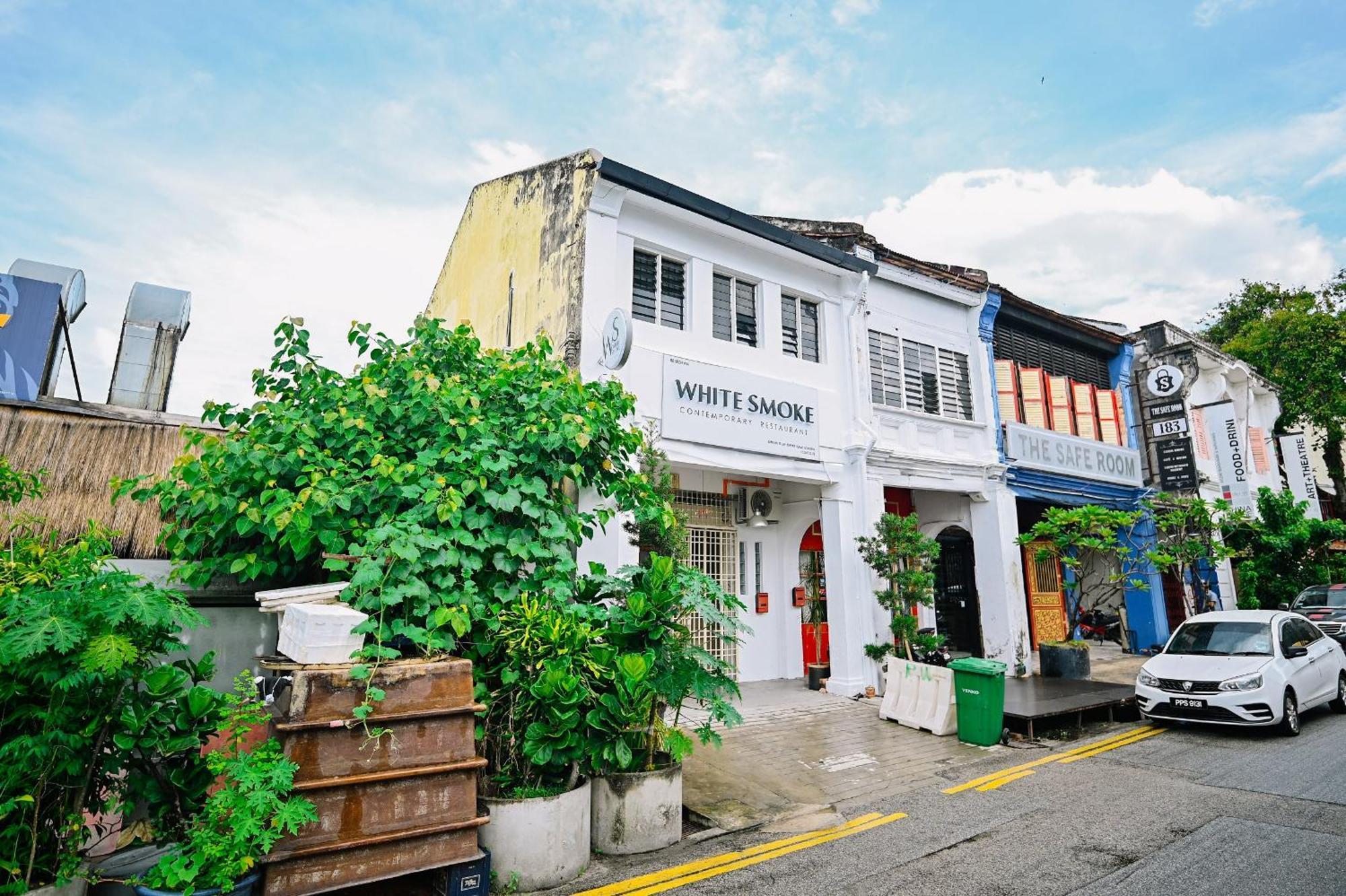 Swing & Pillows - Lebuh Victoria, Penang George Town Exterior foto